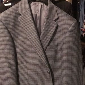 41R Jos A Bank Signature Blue Plaid Sportcoat